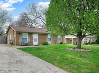 7726 Dominique Dr, Louisville, KY 40228