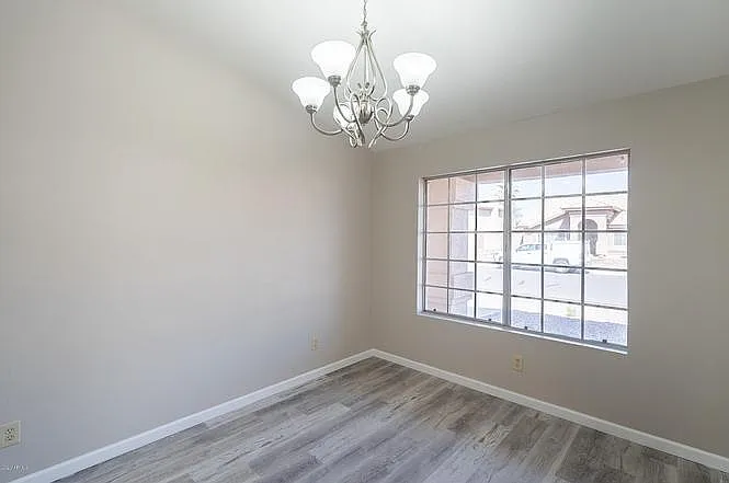 3 bed, 2058 sqft, $2,800 — Photo 4