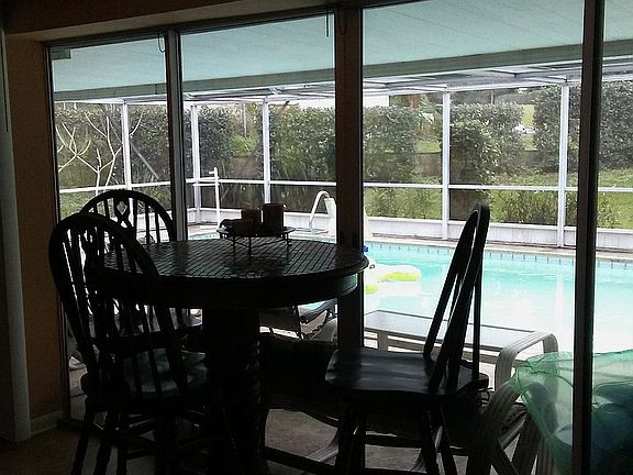 5th image of 1503 Hallam Ct S