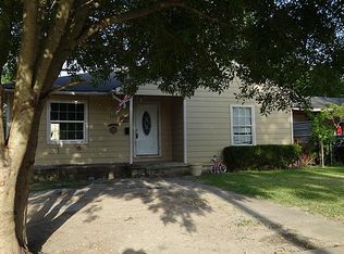 935 Majestic St, Houston, TX 77020