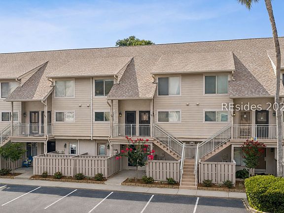 2nd image of 15 Deallyon Ave APT 18