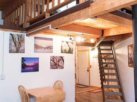 5th image of 14 Tamarack Ln #7A