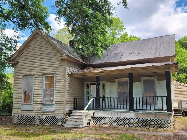 329 Old Louisville Rd, Newington, GA 30446