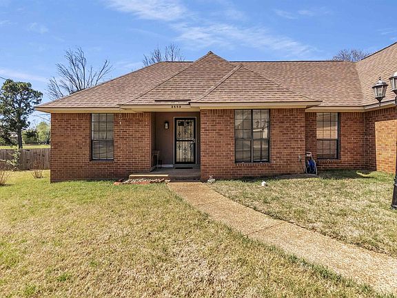 2nd image of 3889 Oak Trace Cv