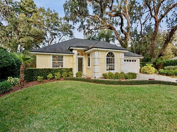 2nd image of 4937 Windward Pl