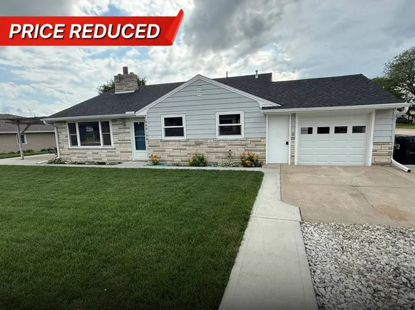 402 S Carberry St, Atkinson, NE 68713