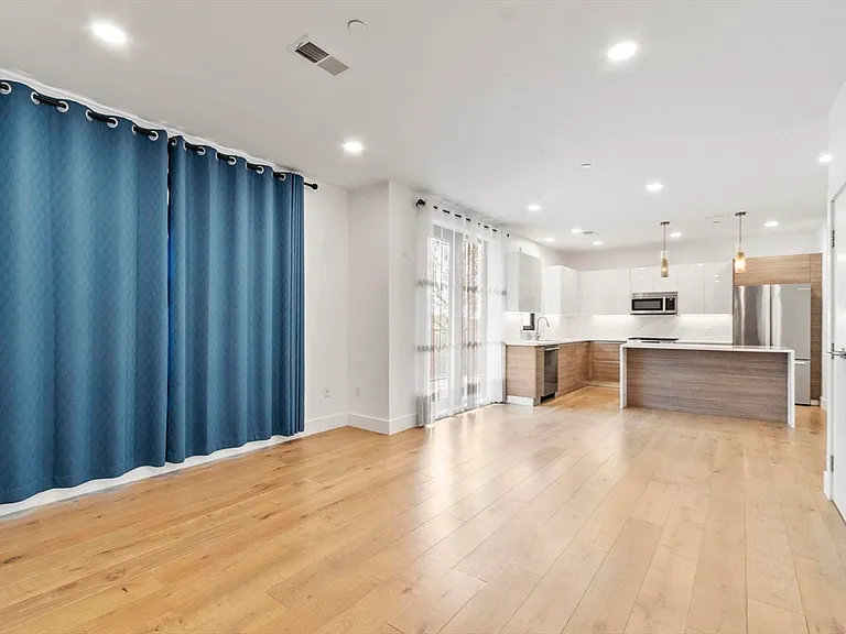30 Penniman Rd #402 — Photo 3