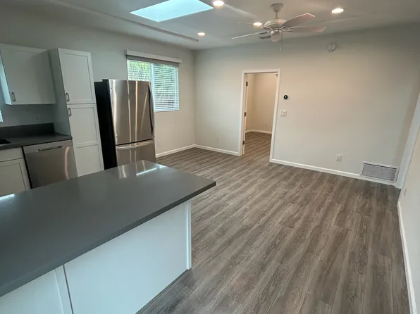 (undisclosed Address), Lakewood, CA 90712