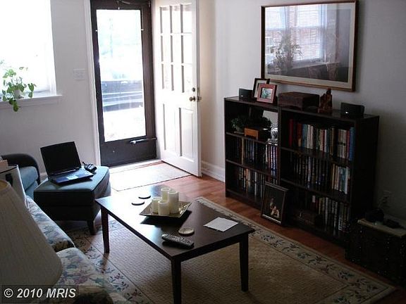 2nd image of 1301 N Ode St APT 110