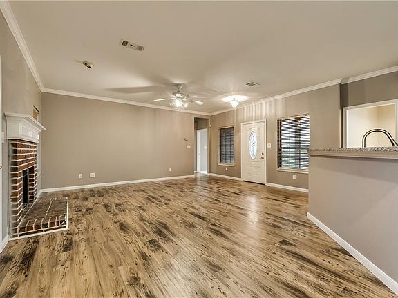 3rd image of 111 Avalon Dr