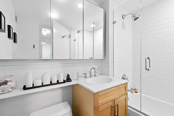 Rented by Corcoran | media 8