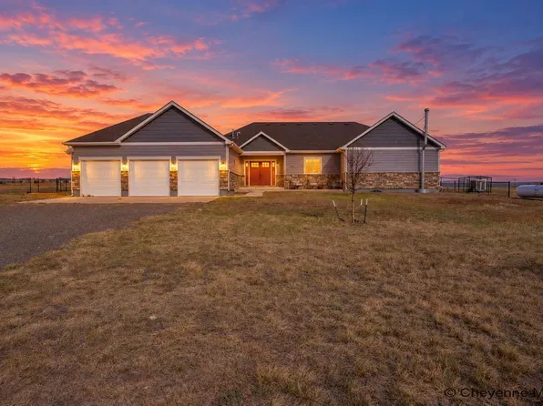 694 Jaymers Ln, Cheyenne, WY 82059