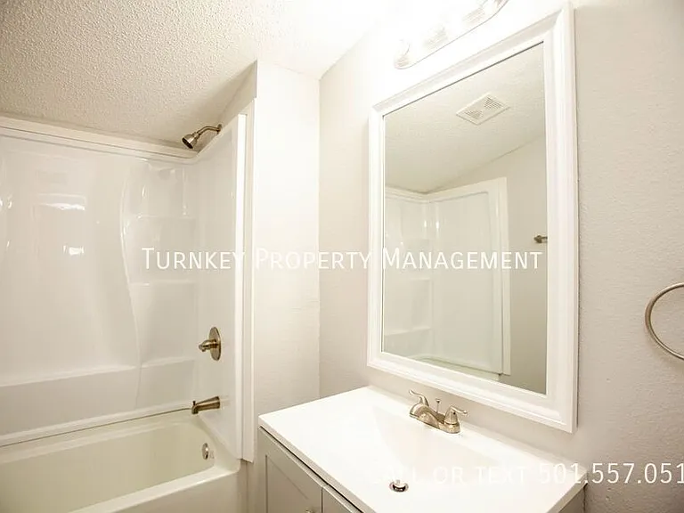 1415 S Cedar St — Photo 10