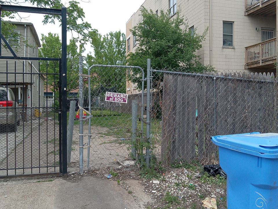 2nd image of 1641 W 59th St