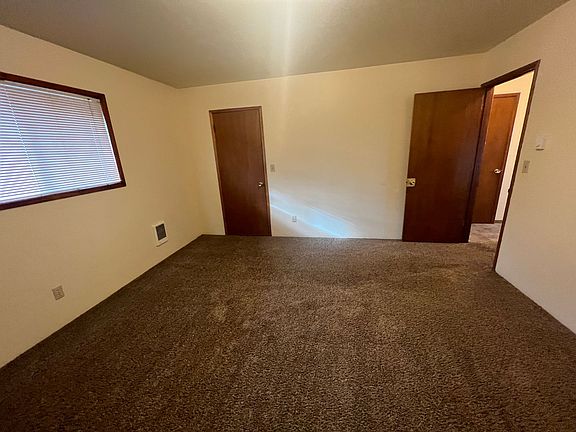 2nd image of 2705 W Nob Hill Blvd APT B1