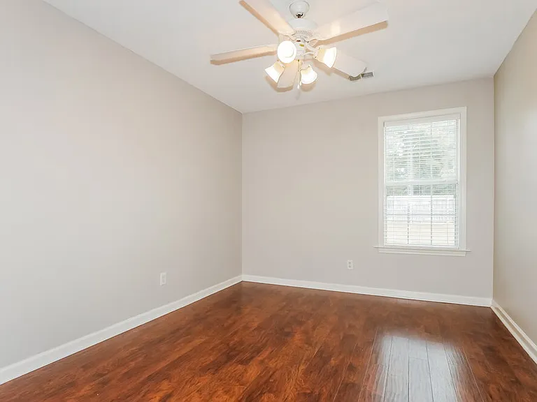 7838 Alexanders Crossing Dr — Photo 14