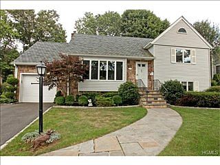 1st image of 7 Primrose Ave