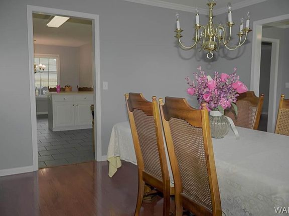 3rd image of 10311 Empress Blvd