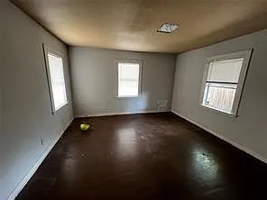 3 bed, 1.0 bath, 1181 sqft, $1,300 — Photo 4