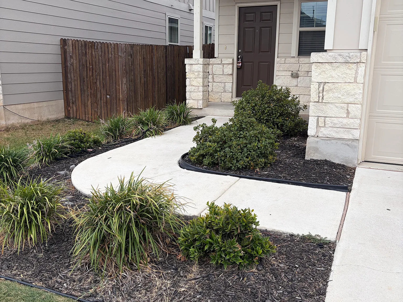 3 bed, 1540 sqft, $2,100 — Photo 2
