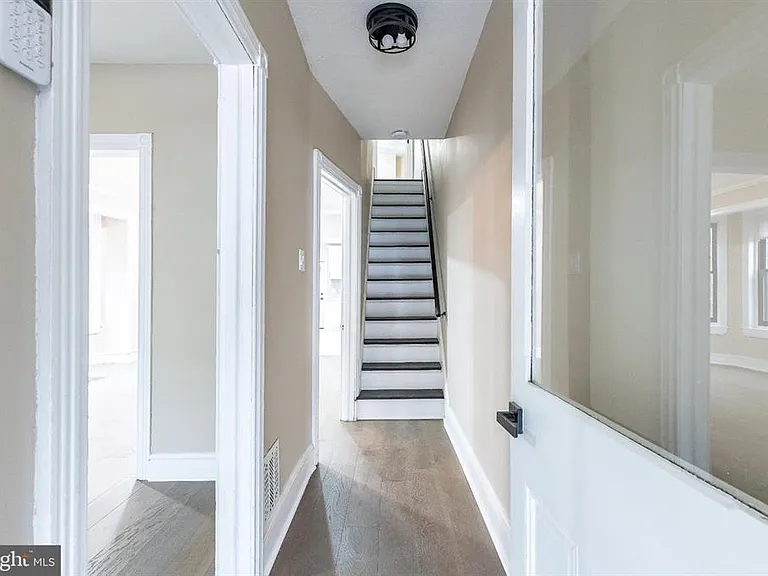 6634 Musgrave St — Photo 18