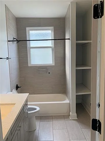 3832 Banks St — Photo 12