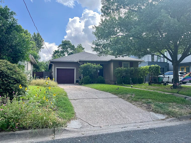 1510 W Saint Johns Ave — Photo 1