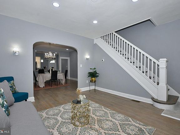 5th image of 4413 Asbury Ave