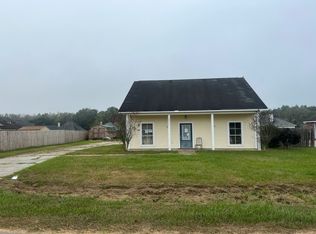 30431 Michelle Dr, Walker, LA 70785