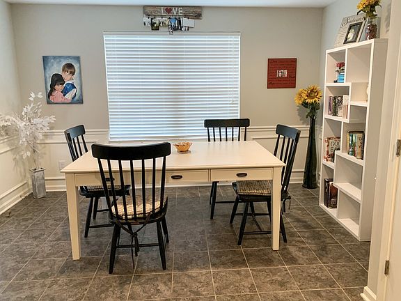 4th image of 1039 Harper Dean Way