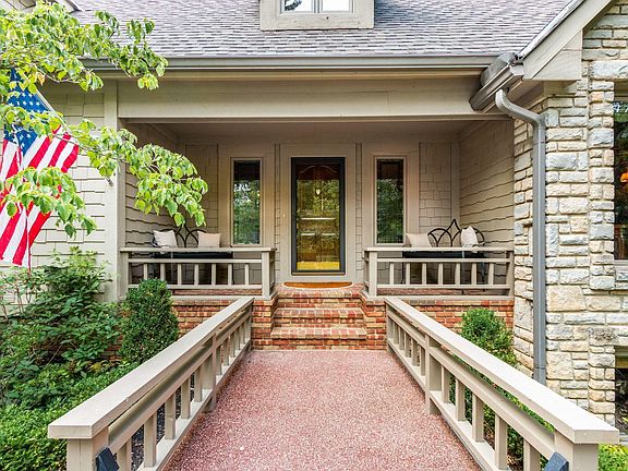 5th image of 5678 Glenbervie Ct