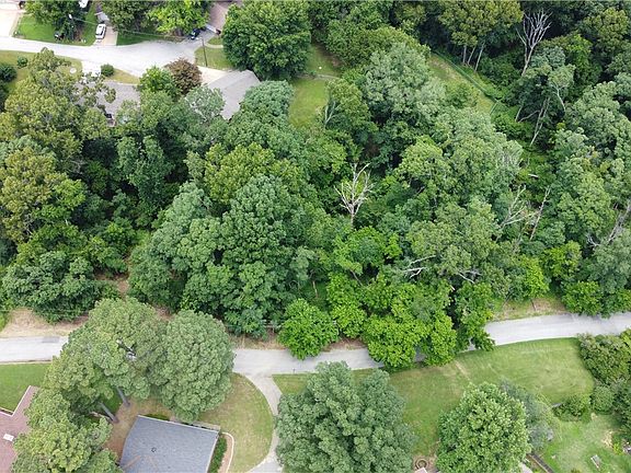 3rd image of N Lakeview Dr #13A