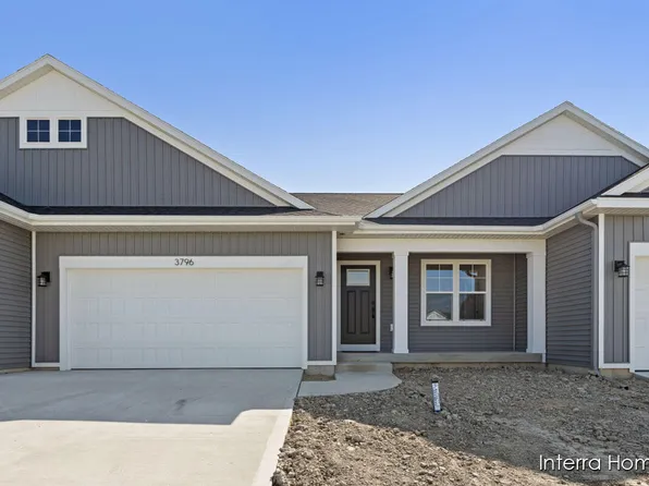 3796 Highbury Dr #10, Grandville, MI 49418