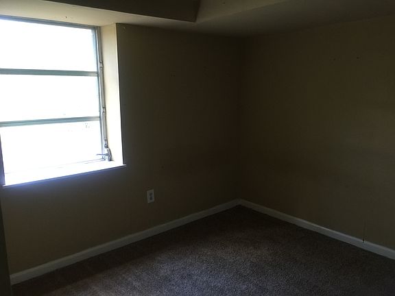5th image of 3505 Woodland Dr NW