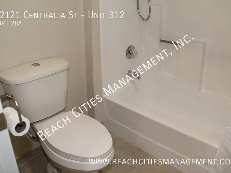 12121 Centralia St #312 — Photo 23