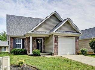 8130 Arbor Meadow, Louisville, KY 40228