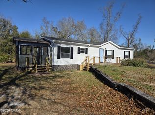 8921 Kingswood Rd, Southport, FL 32409