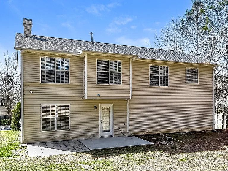 735 Bridgewood Ct — Photo 20