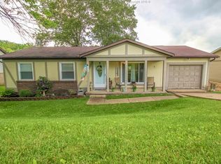 128 Westminster Dr, Culloden, WV 25510