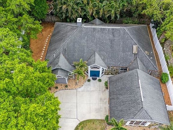 4th image of 8313 Cypress Lake Dr