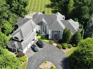 2828 Lincoln Dr, Montoursville, PA 17754