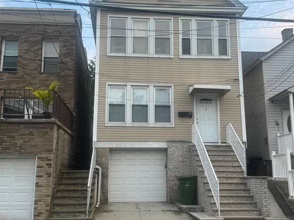 124 W 22nd St, Bayonne, NJ 07002