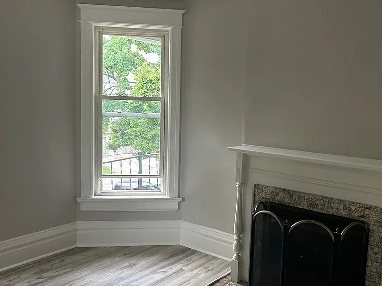 1675 N Marshall St — Photo 9