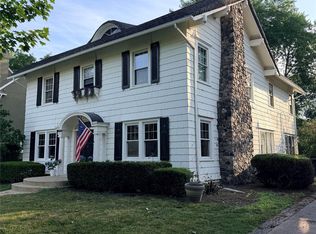 1010 Kensington Ave, Grosse Pointe Park, MI 48230