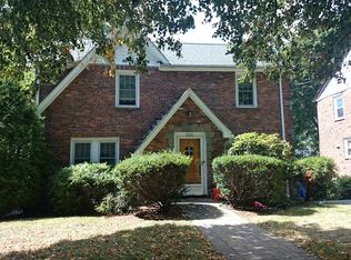 226 Bonad Rd, Brookline, MA 02467