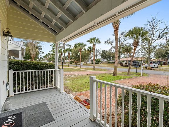 3rd image of 1007 Palm Blvd