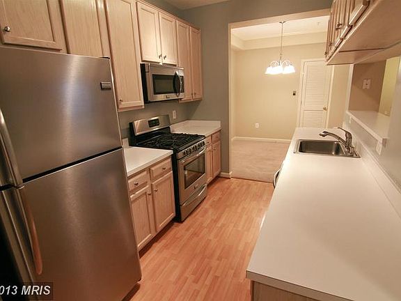3rd image of 46608 Drysdale Ter Unit 102