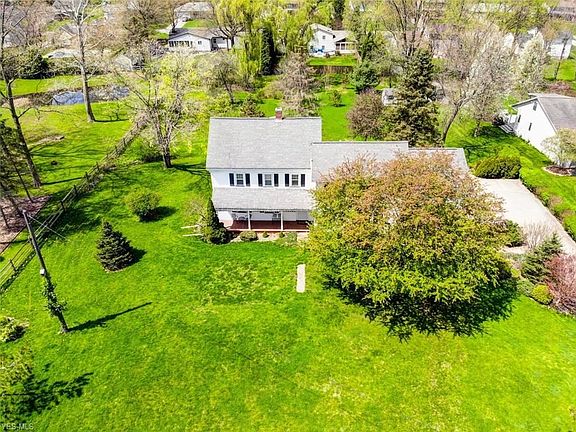 3rd image of 2757 Bendemeer Way