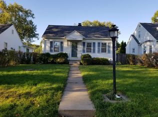 710 Brown St, Bettendorf, IA 52722