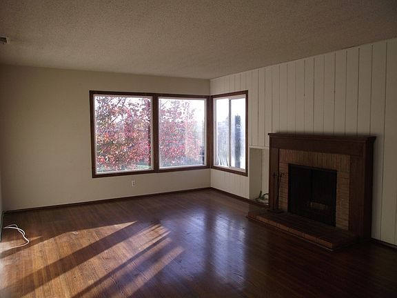 2nd image of 524 N Ardmore Ave